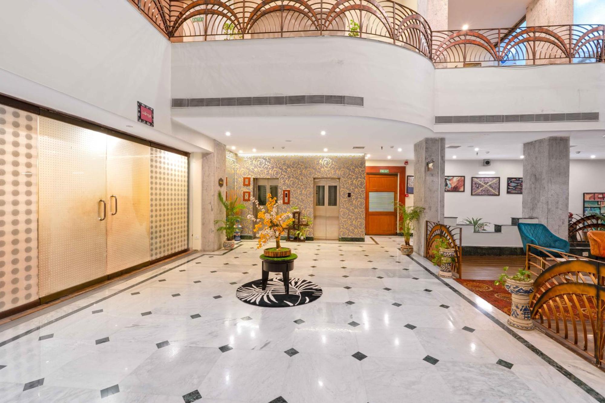 Indismart Hotel Kalkuta Zewnętrze zdjęcie