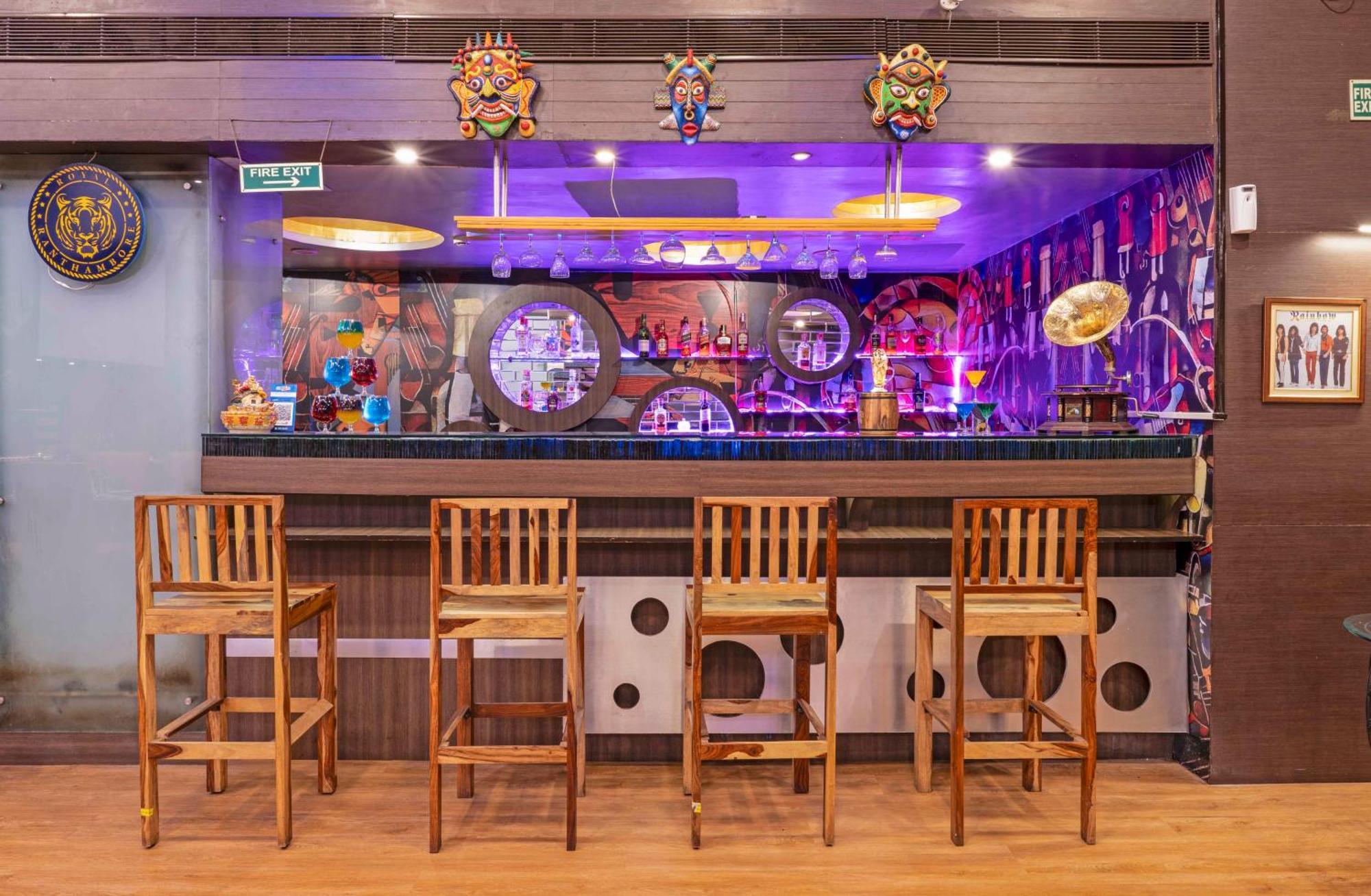 Indismart Hotel Kalkuta Zewnętrze zdjęcie