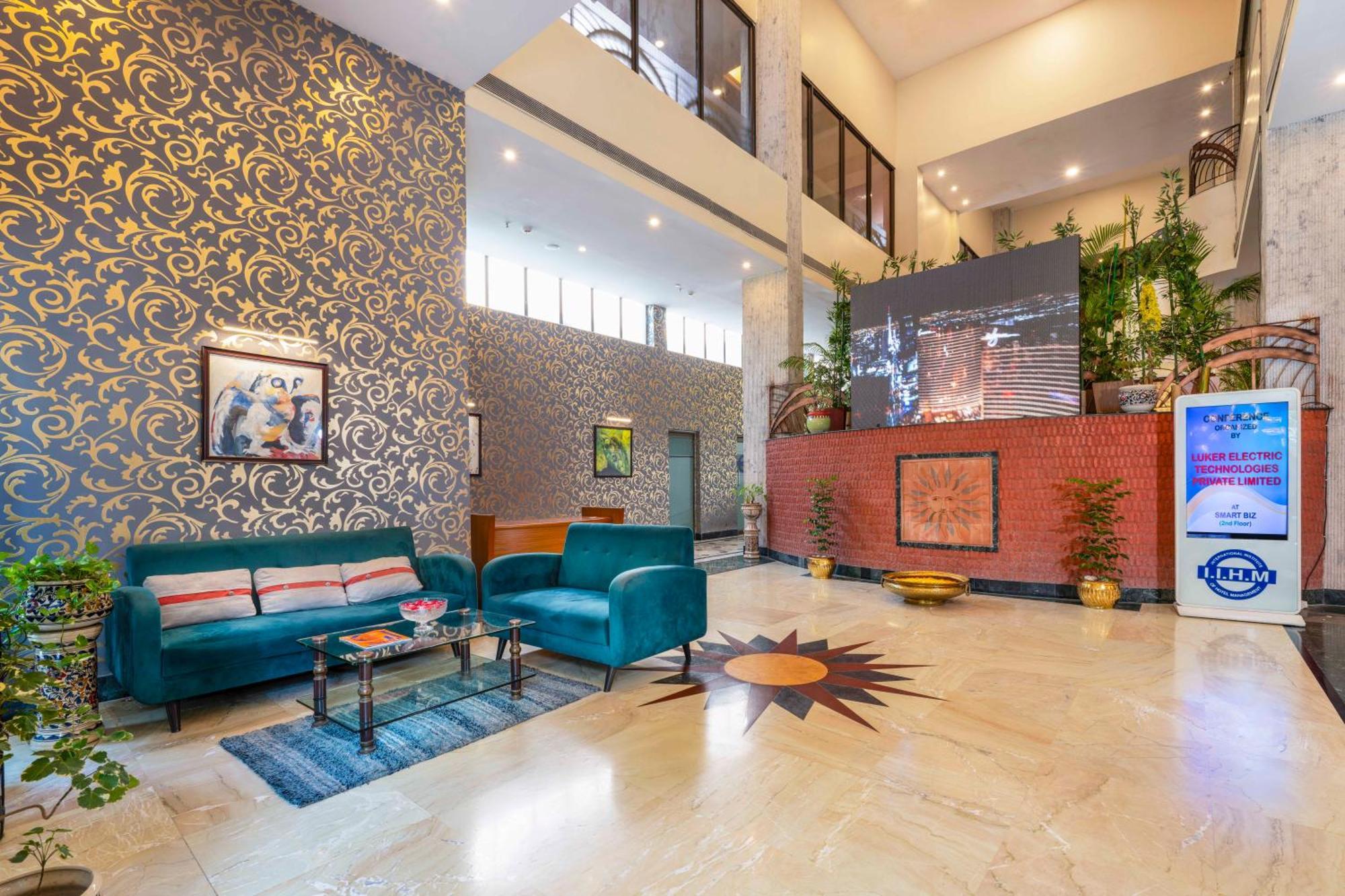 Indismart Hotel Kalkuta Zewnętrze zdjęcie