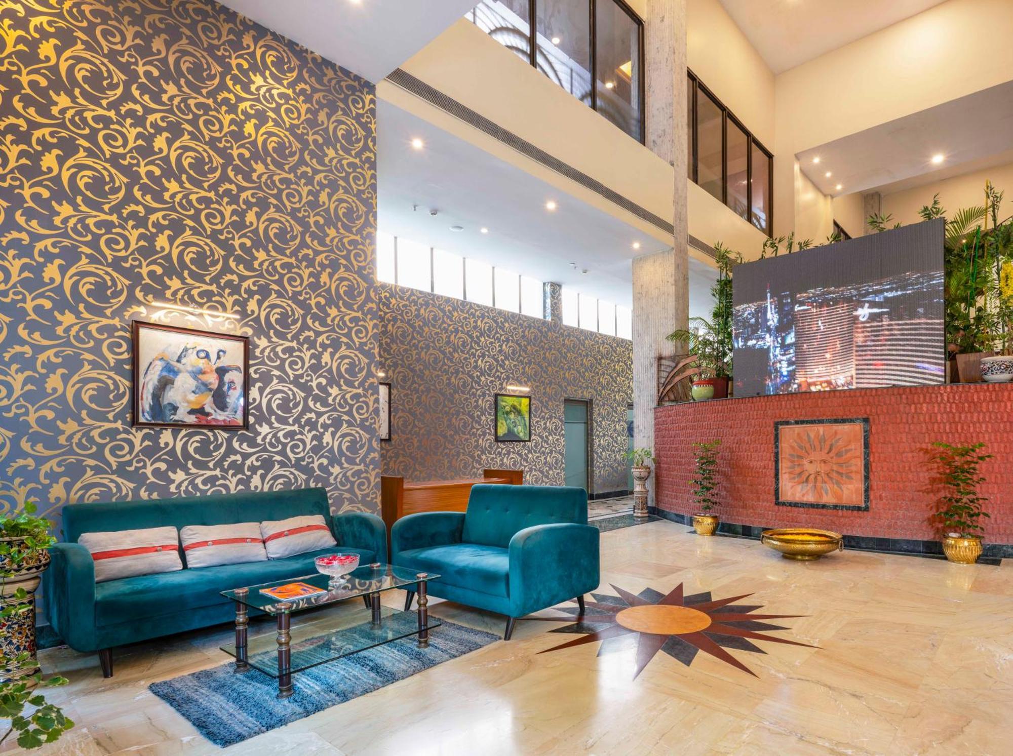 Indismart Hotel Kalkuta Zewnętrze zdjęcie